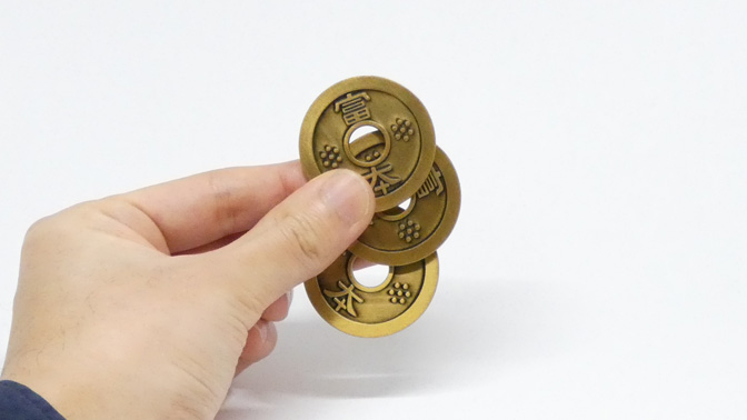 ◎コイントリック◎コインの消失◎マジック◎手品◎ Amazon | ZQION 1個 手品 コイントリック UFO 消える 再出現光